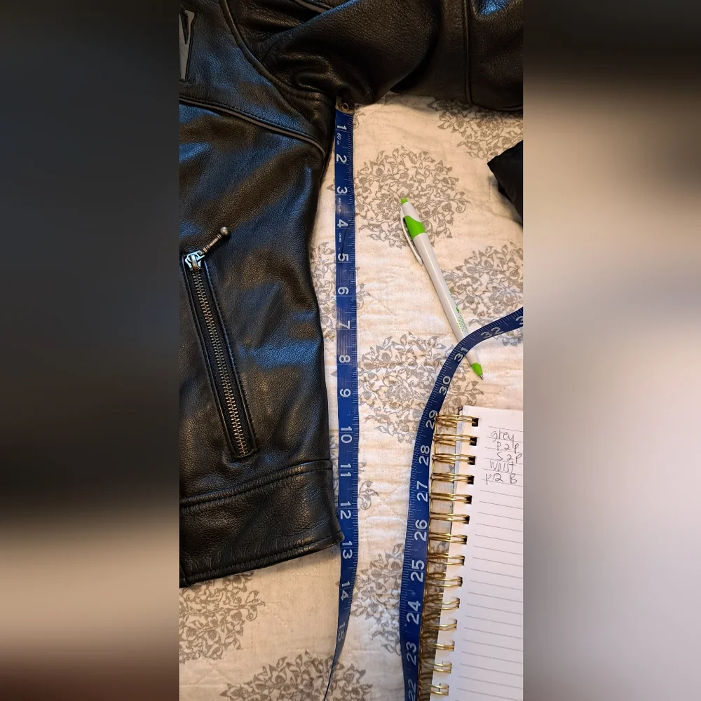 Harley Davidison Leather Coat - Picture 8 of 16